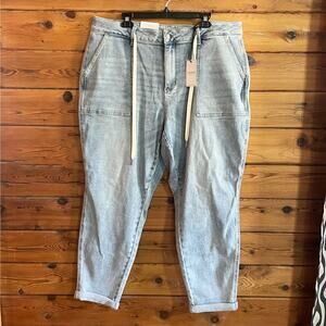 NWT Judy Blue Jogger Jeans Stretch Light Wash Denim 20w Drawstring Waist